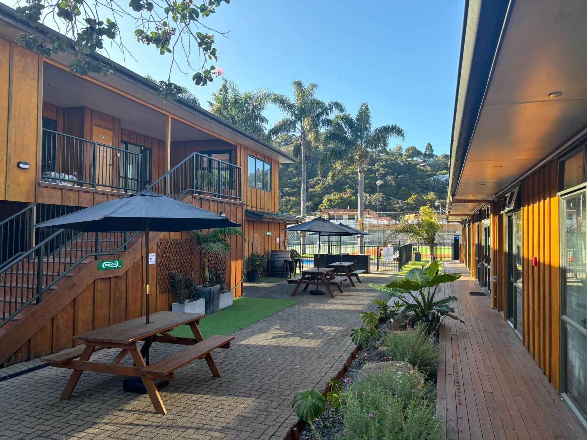 Palm Tree Lodge Пейхия Экстерьер фото