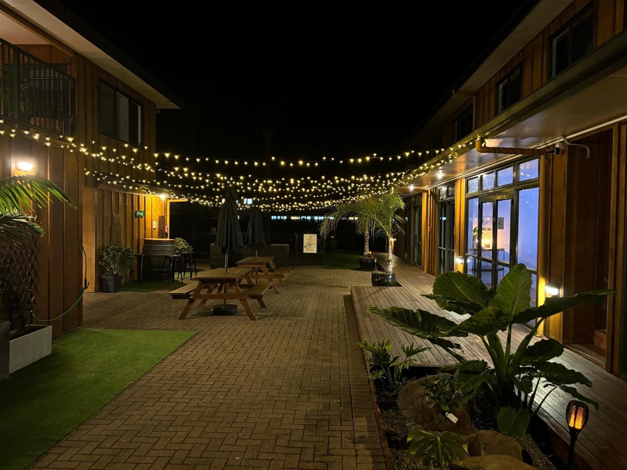Palm Tree Lodge Пейхия Экстерьер фото